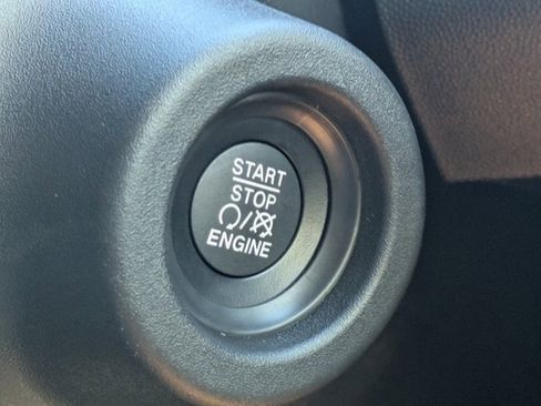 New 2026 RAM ProMaster 2500 w/ Quick Order Package 22G SLT image 23