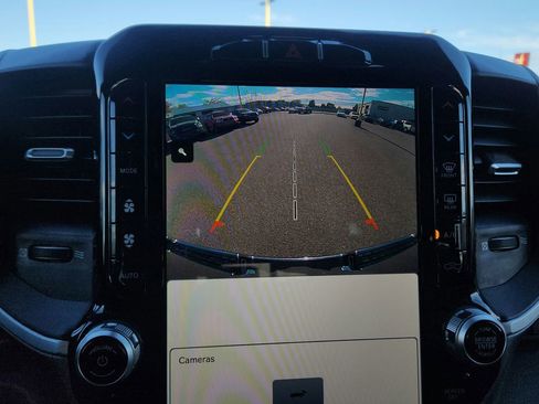 Used 2024 RAM 1500 Big Horn image 11