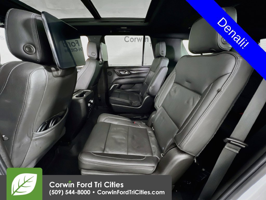 Used 2021 GMC Yukon Denali w/ Denali Premium Package AWD/4WD image 30