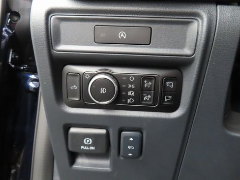 Used 2025 Ford F150 Lariat w/ Equipment Group 502A High image 49