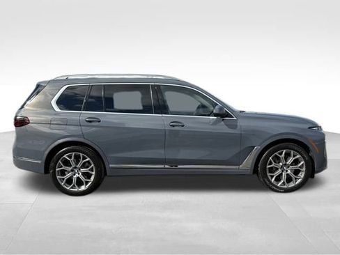 Used 2024 BMW X7 xDrive40i w/ Executive Package image 7