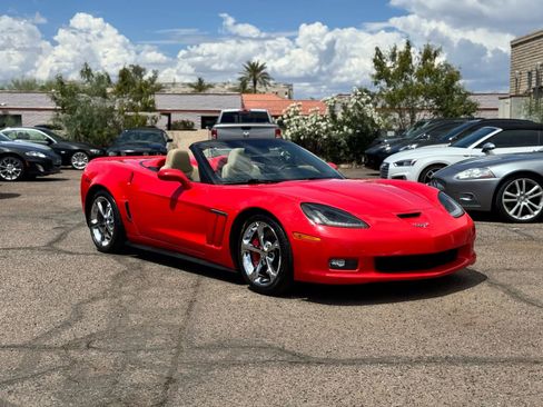 Used 2013 Chevrolet Corvette Grand Sport w/ 3LT Preferred Equipment Group image 5