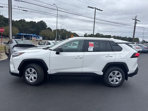 New 2025 Toyota RAV4 LE image 2