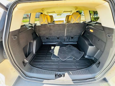 Used 2017 Ford Escape SE w/ Equipment Group 201A FWD image 19