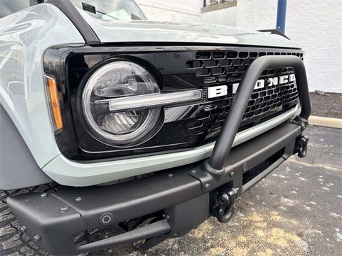 Used 2022 Ford Bronco Wildtrak image 8