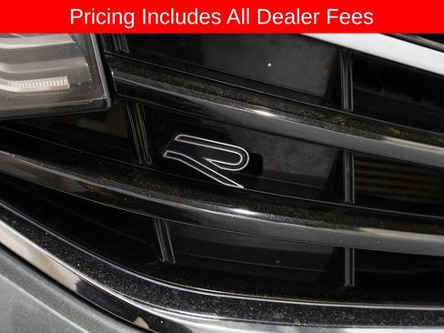 Used 2022 Volkswagen Tiguan SE R-Line FWD image 3