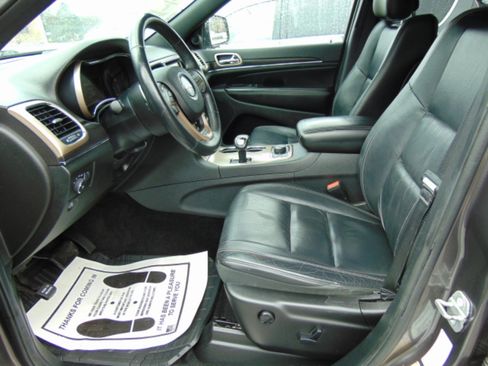 Used 2014 Jeep Grand Cherokee Limited image 40