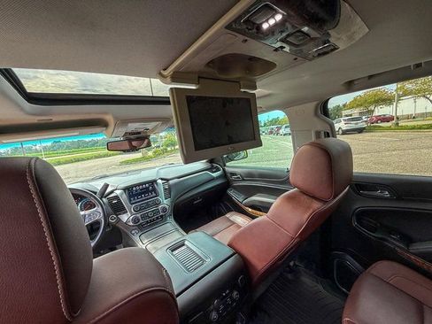 Used 2019 Chevrolet Tahoe Premier w/ Premier Plus Edition image 19