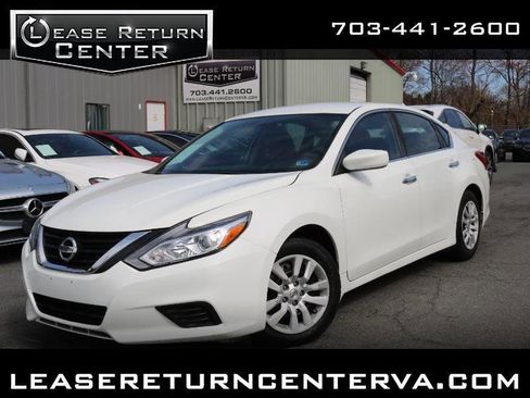 Used 2018 Nissan Altima 2.5 S w/ S Convenience Package image 1
