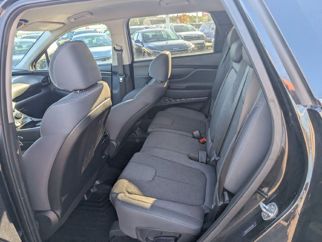 Used 2022 Hyundai Santa Fe SEL AWD/4WD image 9