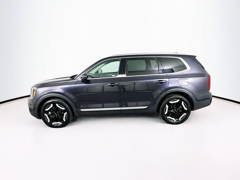 Used 2025 Kia Telluride S FWD image 4