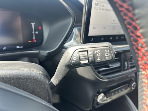 Used 2023 Ford Escape ST-Line w/ Tech Pack #1 FWD image 26