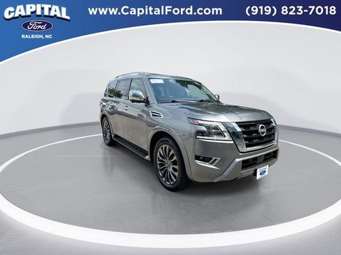 Used 2023 Nissan Armada Platinum w/ Cargo Package AWD/4WD image 2