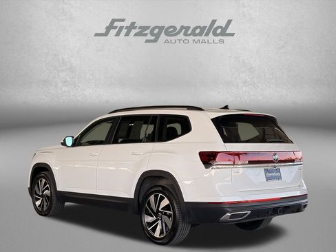 Used 2024 Volkswagen Atlas SE AWD/4WD image 6