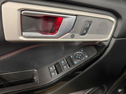 Used 2023 Ford Explorer ST-Line w/ Class IV Trailer Tow Package image 27