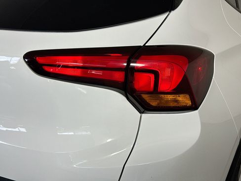 Used 2020 Buick Encore GX Select w/ Experience Buick Package image 34