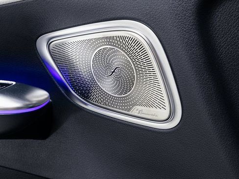 Certified 2026 Mercedes-Benz GLC 300 4MATIC image 7