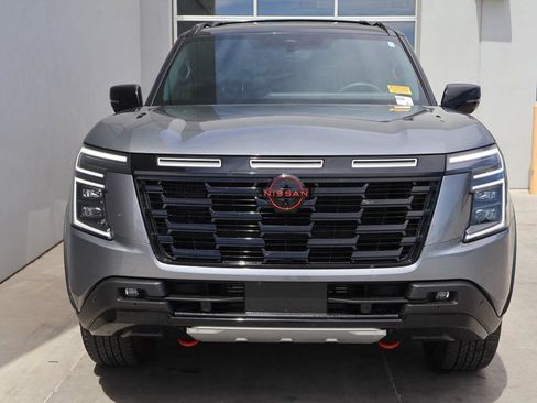 Used 2025 Nissan Armada PRO-4X AWD/4WD image 5