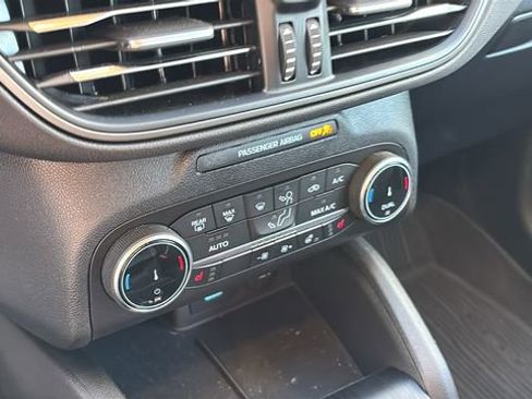 Used 2023 Ford Escape Active AWD/4WD image 19