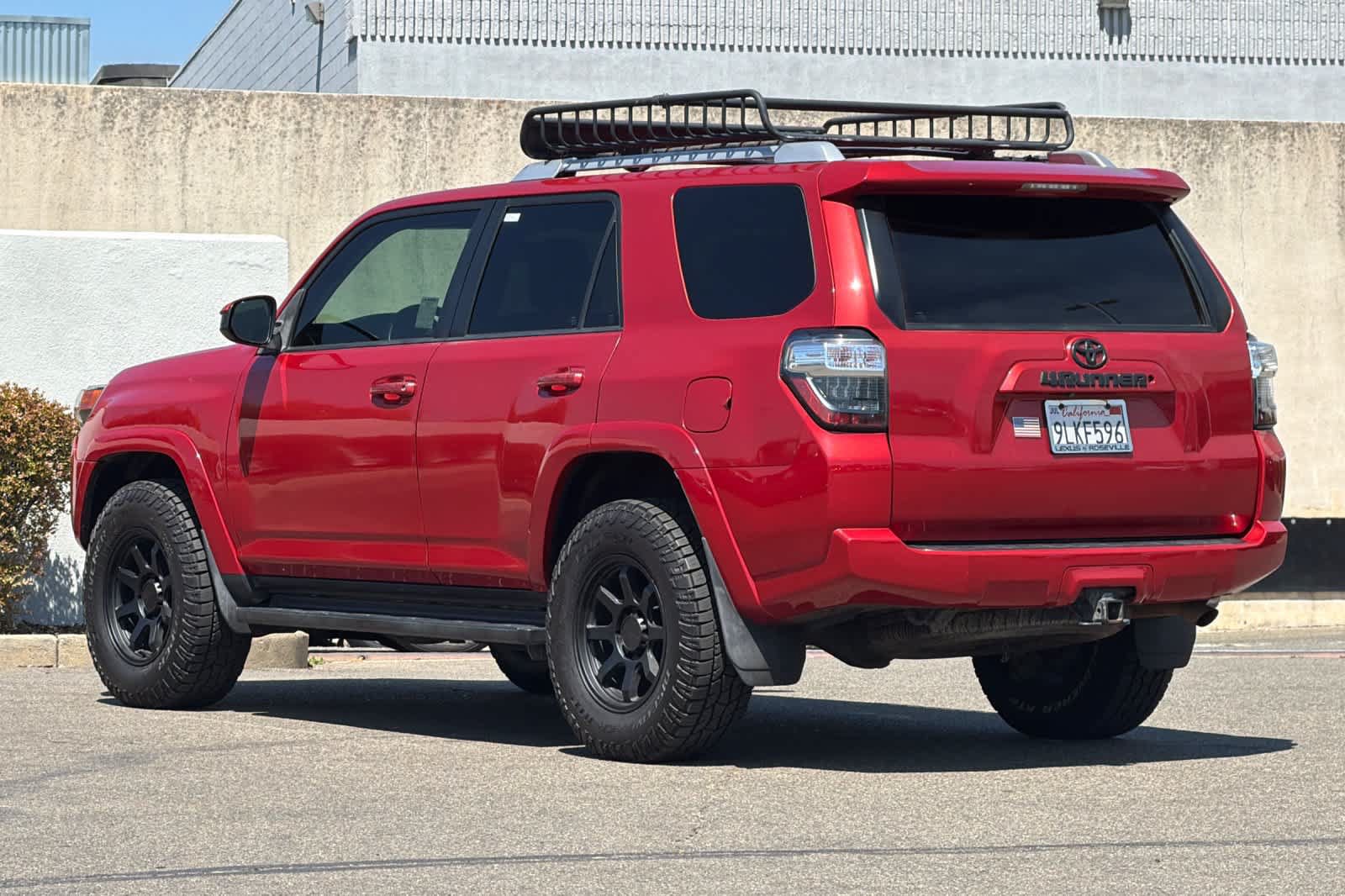Used 2018 Toyota 4Runner 4WD image 7