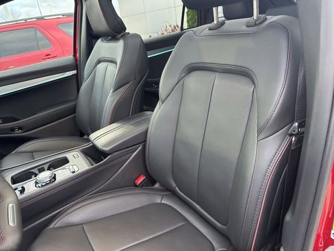 Used 2024 Jeep Wagoneer Launch Edition image 46