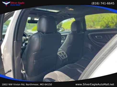 Used 2014 Ford Taurus SEL w/ Equipment Group 201A FWD image 11