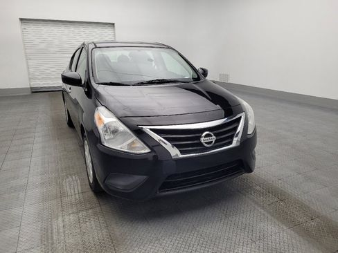 Used 2018 Nissan Versa SV image 14