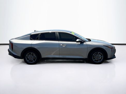 Used 2025 Kia K4 FWD image 4