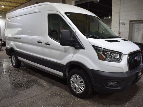 Used 2024 Ford Transit 250 148 Medium Roof w/ Load Area Protection Package RWD image 2
