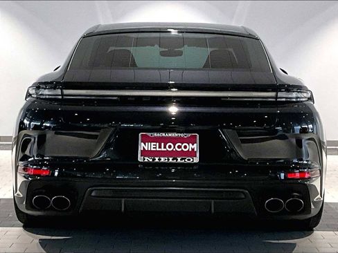 Used 2025 Porsche Panamera GTS image 9