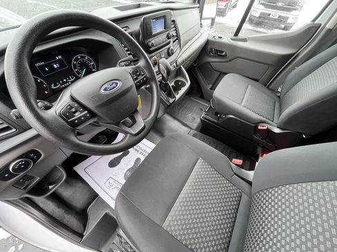 Used 2024 Ford Transit 250 Low Roof w/ Exterior Upgrade Package image 18