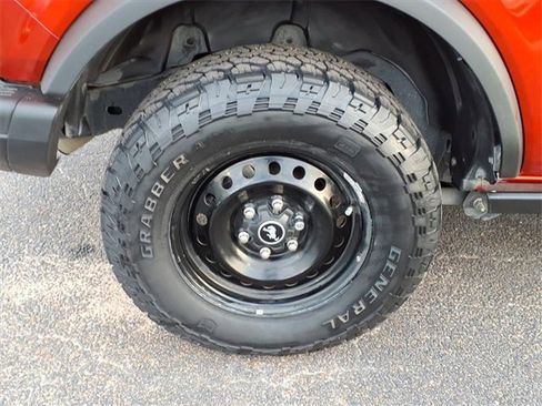 Used 2023 Ford Bronco Black Diamond image 17