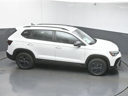 New 2026 Volkswagen Taos S image 45