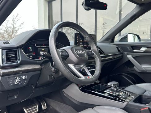 Used 2022 Audi SQ5 Prestige image 2