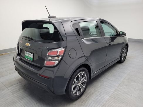 Used 2017 Chevrolet Sonic LT image 9