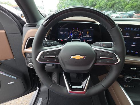 New 2026 Chevrolet Tahoe High Country AWD/4WD image 17