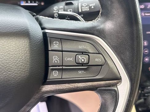 Used 2021 Jeep Grand Cherokee L Limited w/ Luxury Tech Group II AWD/4WD image 20