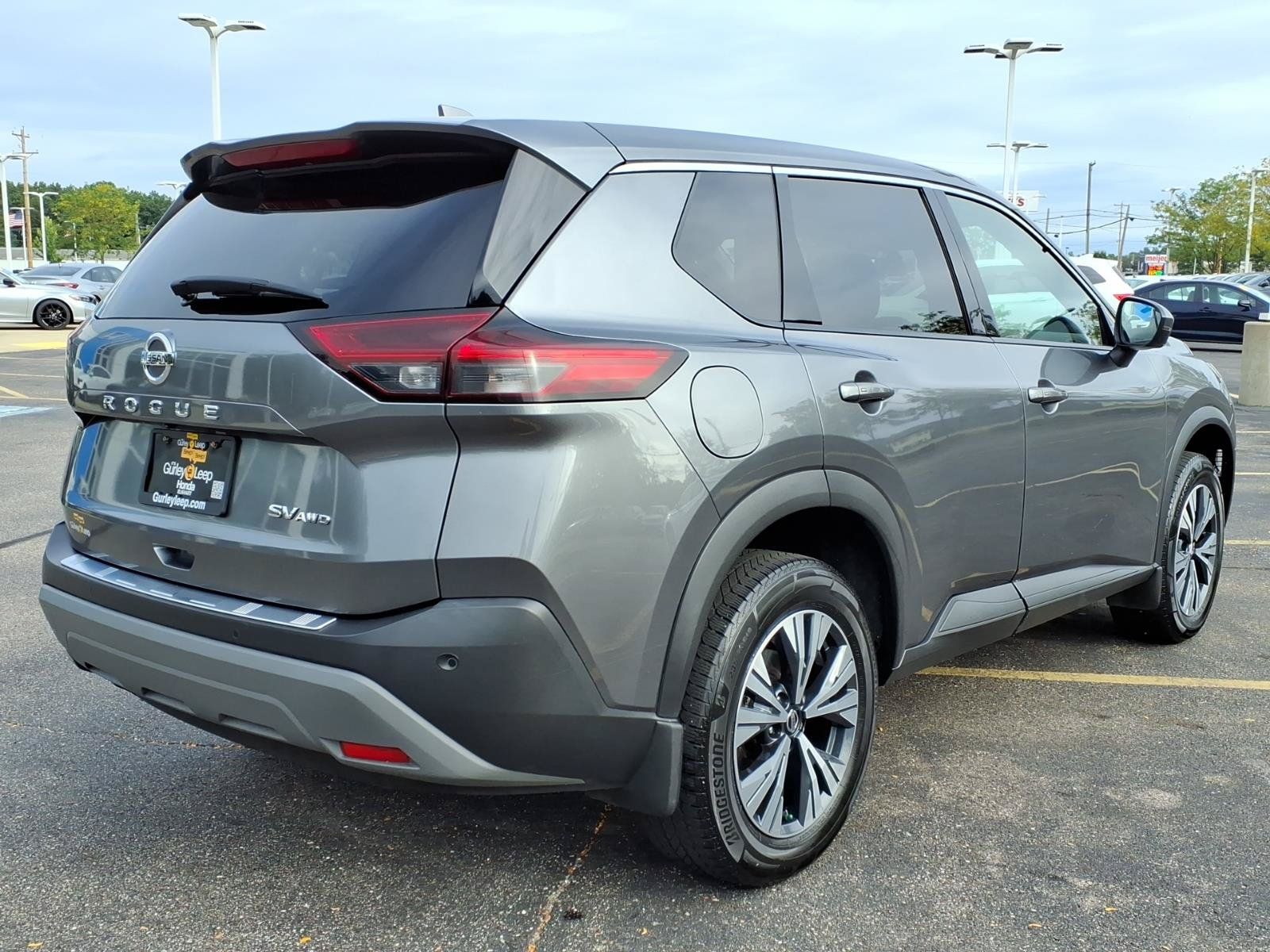 Used 2021 Nissan Rogue SV AWD/4WD image 11
