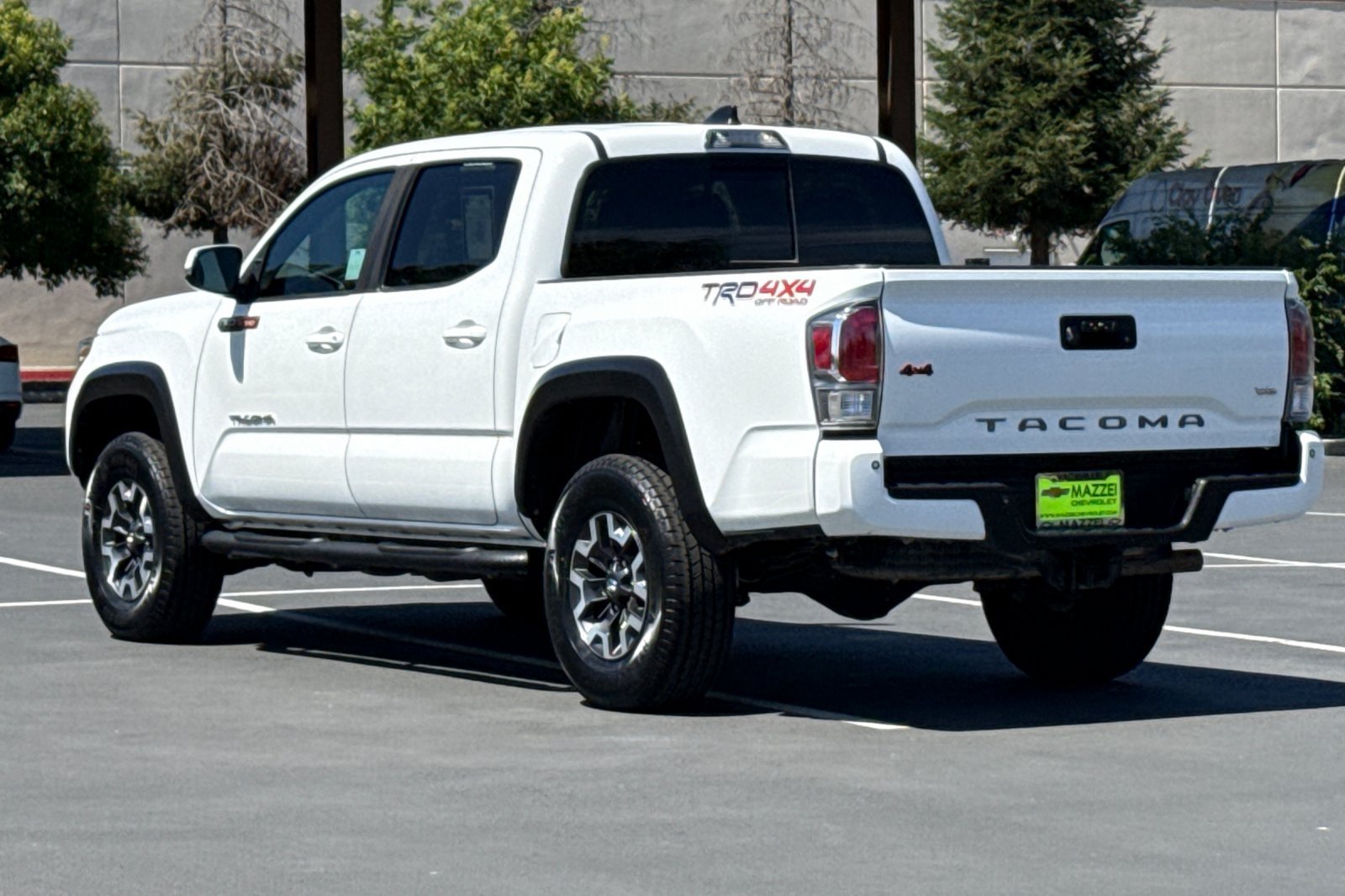 Used 2021 Toyota Tacoma TRD Off-Road w/ Technology Package AWD/4WD image 3