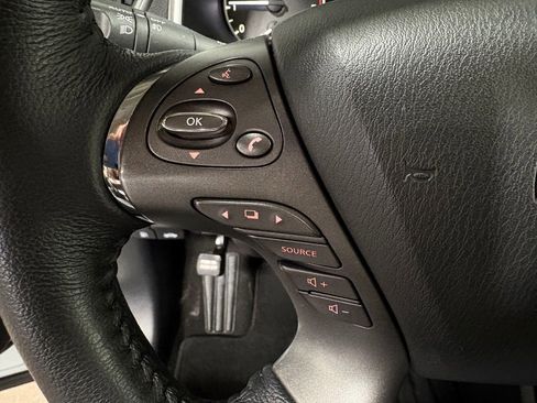 Used 2024 Nissan Murano SL image 21