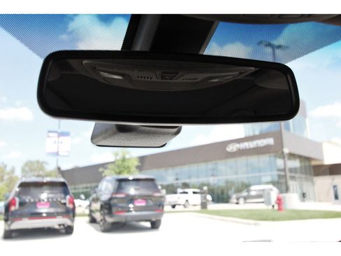 Used 2017 Lincoln MKX Reserve w/ Lincoln MKX Climate Package FWD image 25