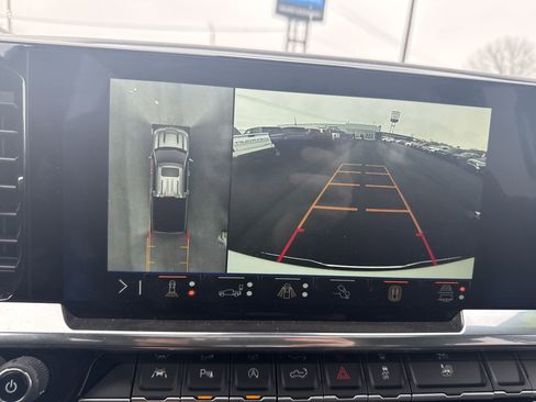 Used 2025 Chevrolet Silverado 1500 RST w/ Dark Appearance Package AWD/4WD image 23