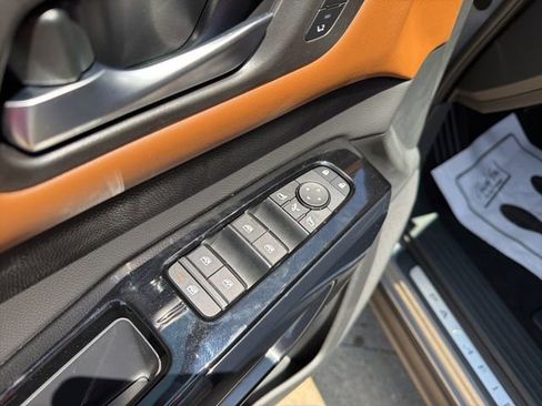 New 2026 Nissan Pathfinder Platinum AWD/4WD image 11