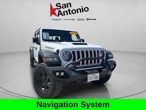 Used 2023 Jeep Gladiator Mojave AWD/4WD image 2