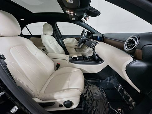 Used 2022 Mercedes-Benz A 220 4MATIC image 32