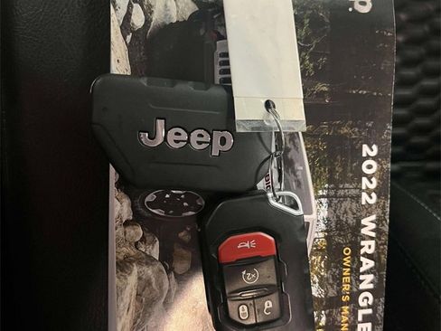 Used 2022 Jeep Wrangler Sport S image 32