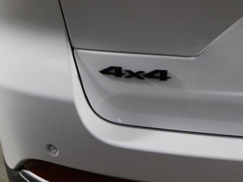 New 2026 Jeep Grand Cherokee Limited image 43