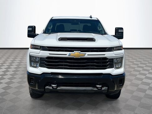 Used 2024 Chevrolet Silverado 2500 Custom w/ Custom Value Package AWD/4WD image 2