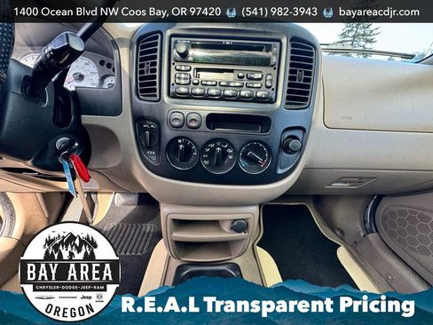 Used 2001 Ford Escape XLT image 19