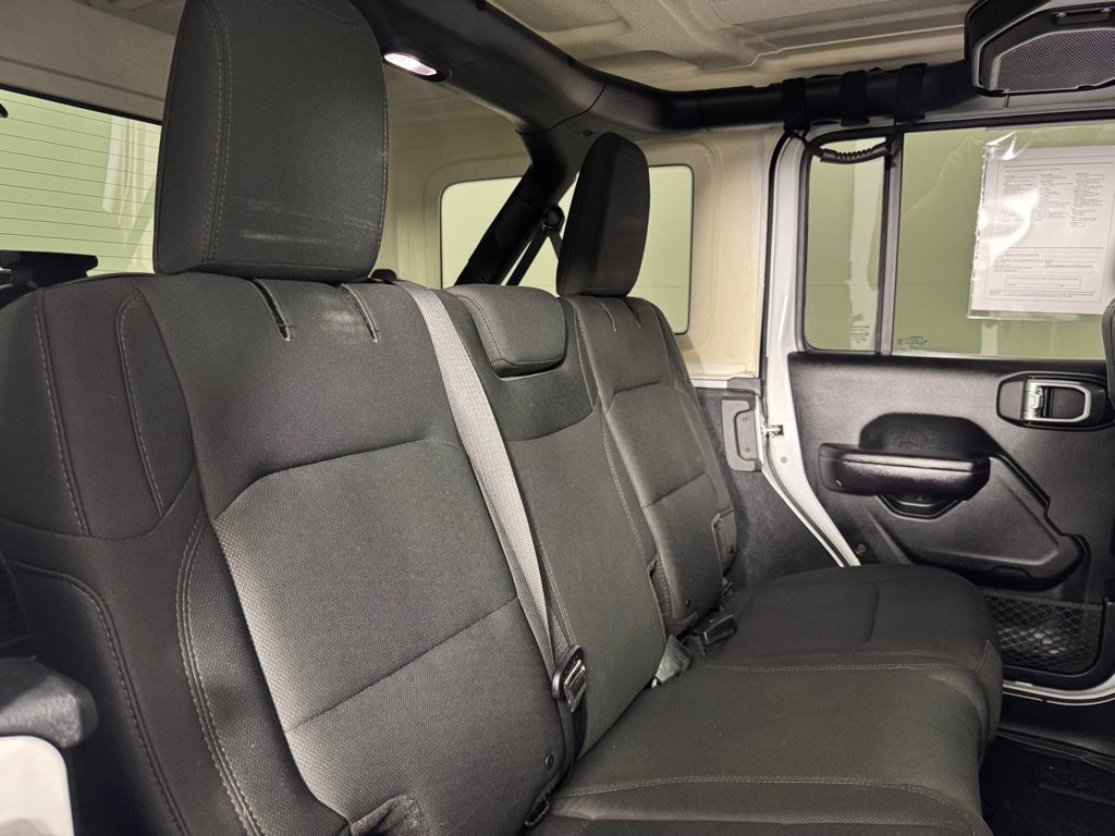 Used 2018 Jeep Wrangler Unlimited Sport S AWD/4WD image 24
